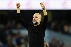 开云体育中国-曼联中场博格巴状态低迷，索尔斯克亚困扰不断