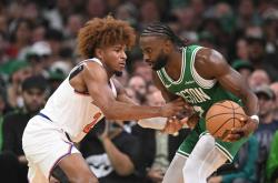 开云体育app-凯尔特人队新外援加盟，壮大进攻火力