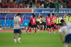 开云体育登录-江苏男篮遭遇连败，球队士气受到挑战的简单介绍