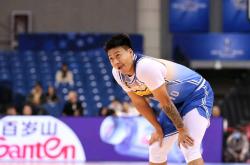 开云体育APP下载-球员个人特训效果显著，赛场表现抢眼