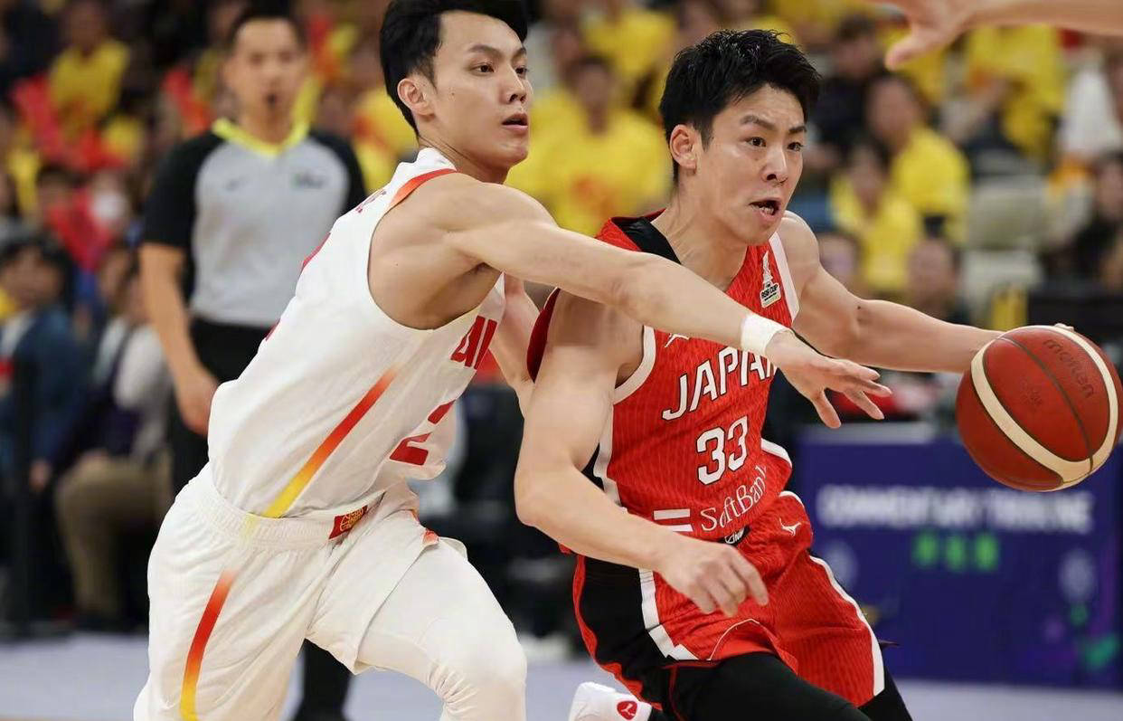 包含尼奥尔福球队实力突出，表现持续稳定的词条