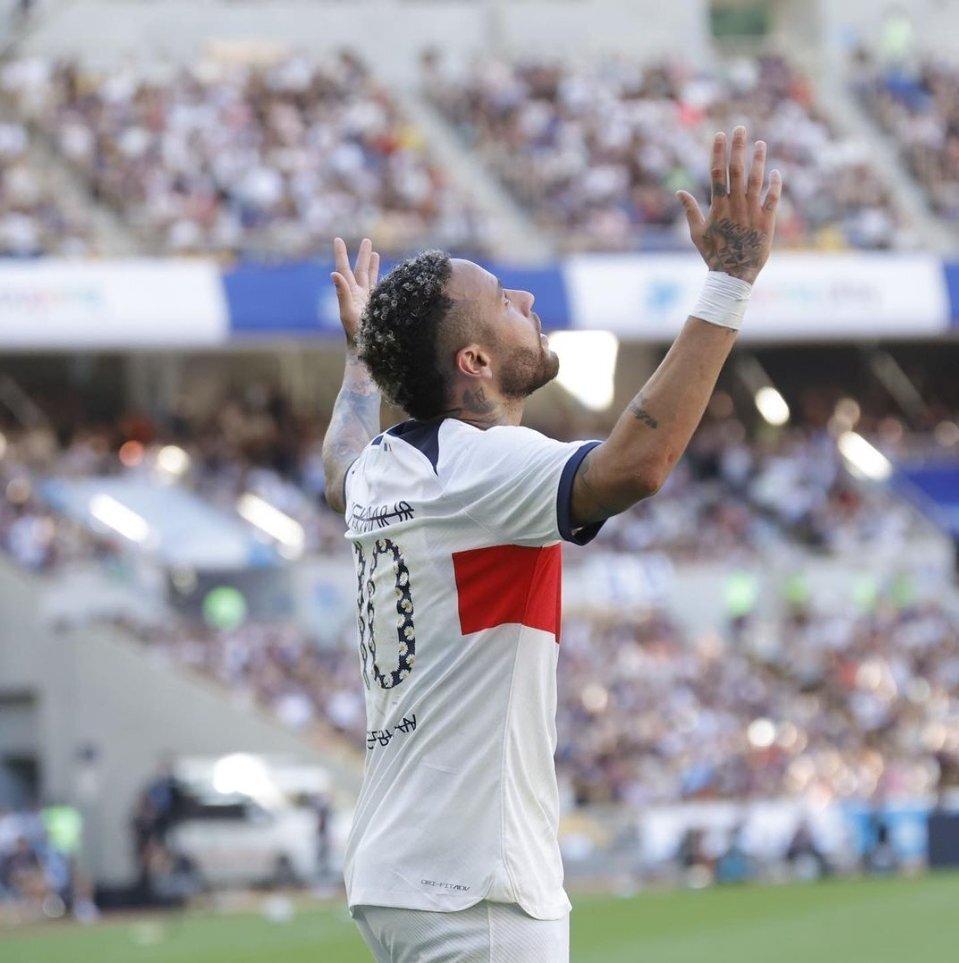 巴黎圣日耳曼新援首秀完美,表现令人惊艳的简单介绍 巴黎圣日耳曼新援首秀完美,表现令人惊艳的简单介绍