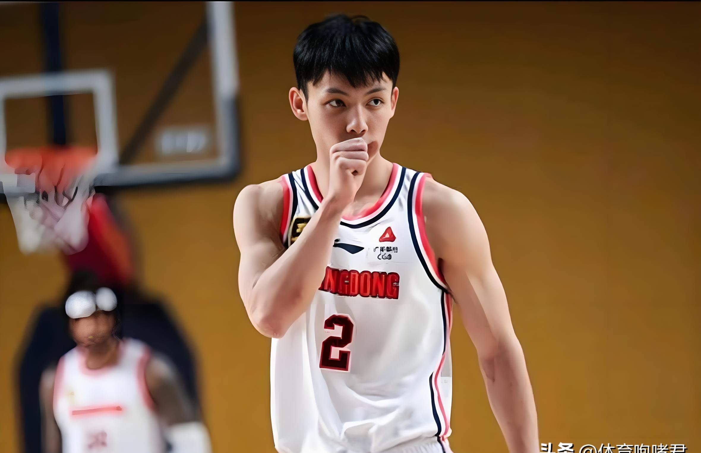 上海男篮痛失比赛,被安徽队完胜 上海男篮痛失比赛,被安徽队完胜