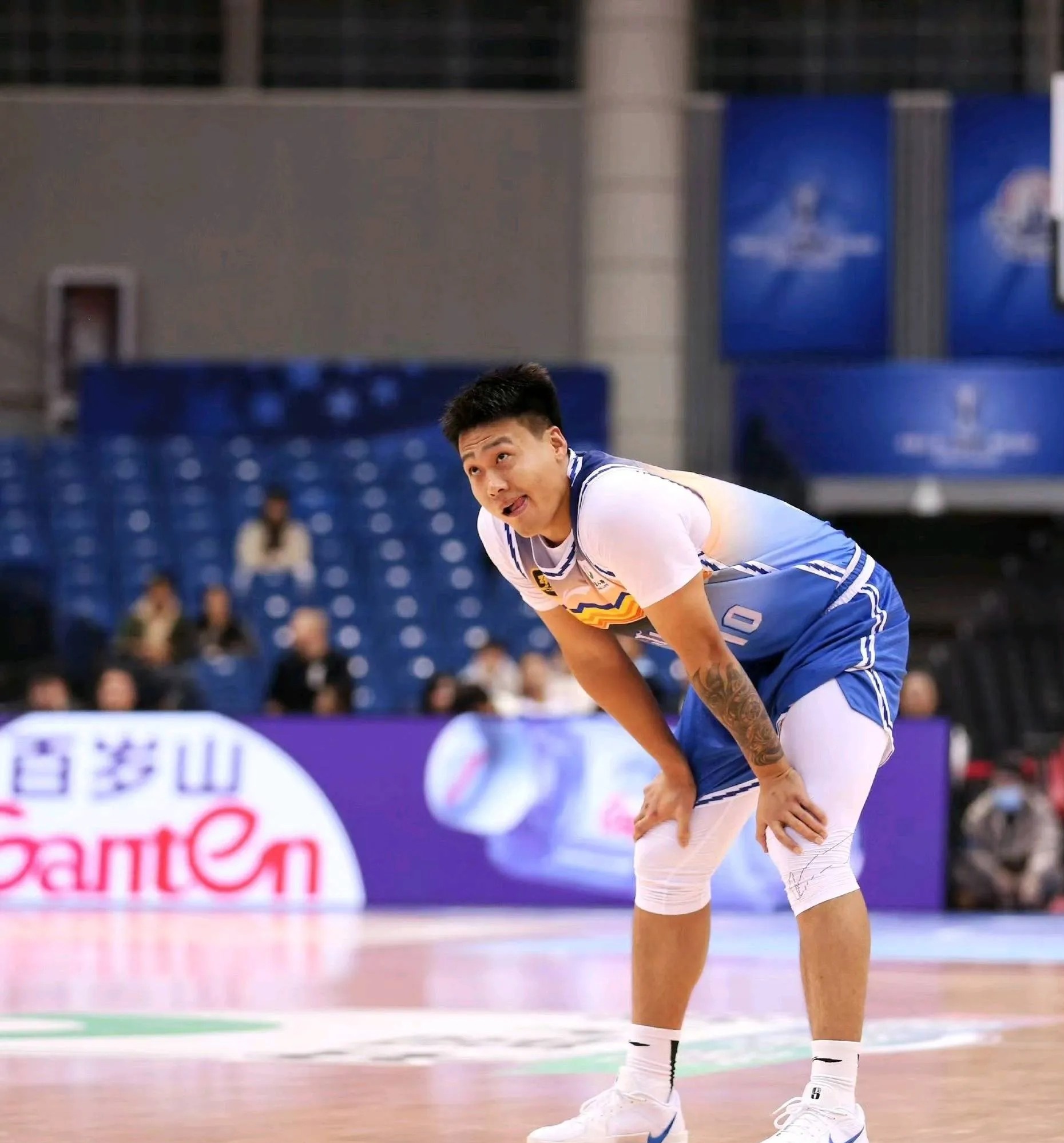 球员个人特训效果显著，赛场表现抢眼