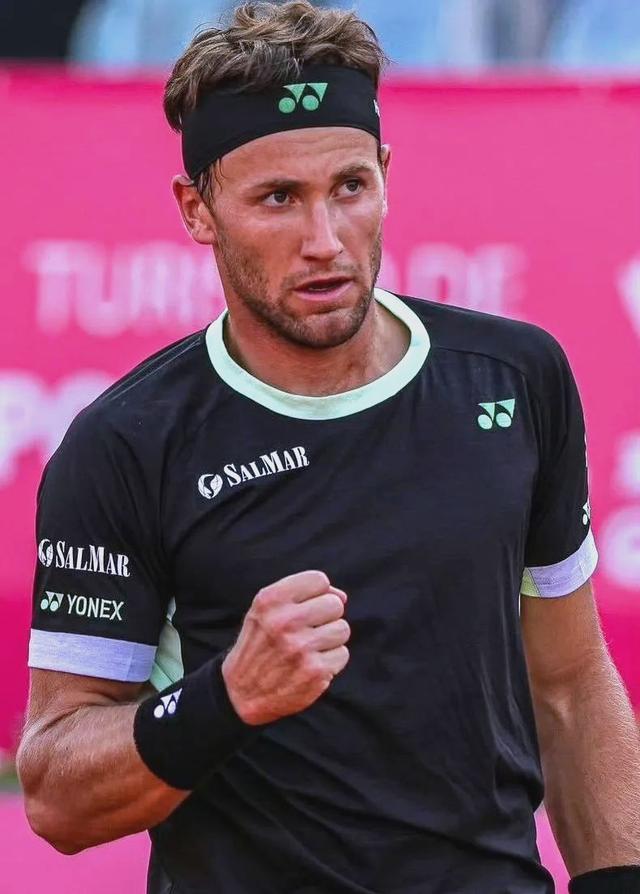 球员个人特训效果显著，赛场表现抢眼