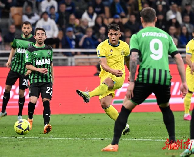 包含萨索洛战平斯佩齐亚，双方僵持不下的词条