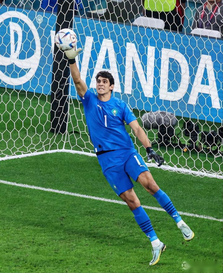 门将神勇！扑出关键点球帮助球队取胜的简单介绍