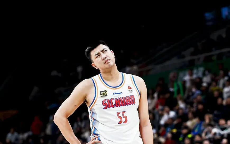 四川队全队表现神勇，轻松获胜的简单介绍