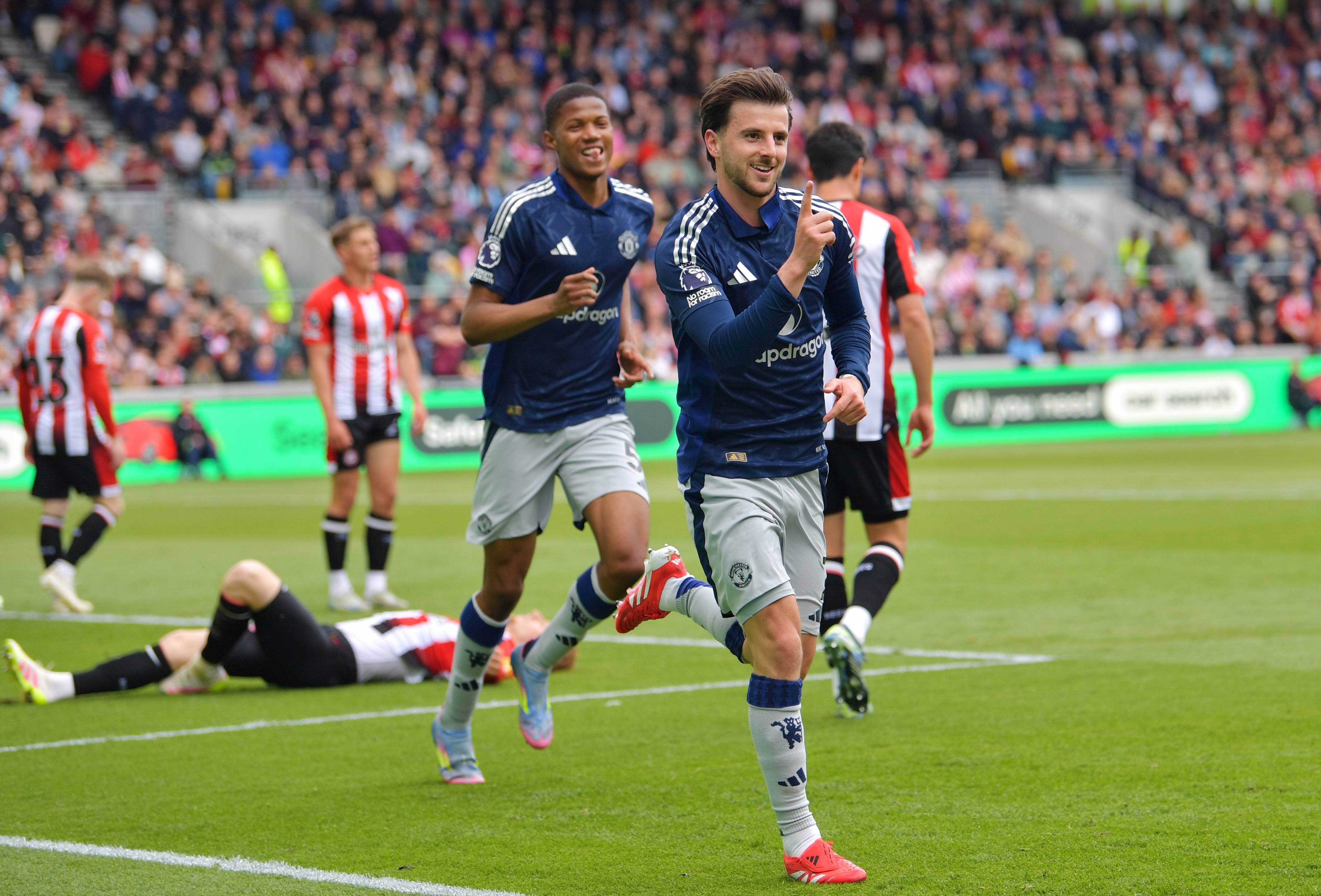 关于沃特福德主场不敌曼联,遭遇连败的信息 关于沃特福德主场不敌曼联,遭遇连败的信息