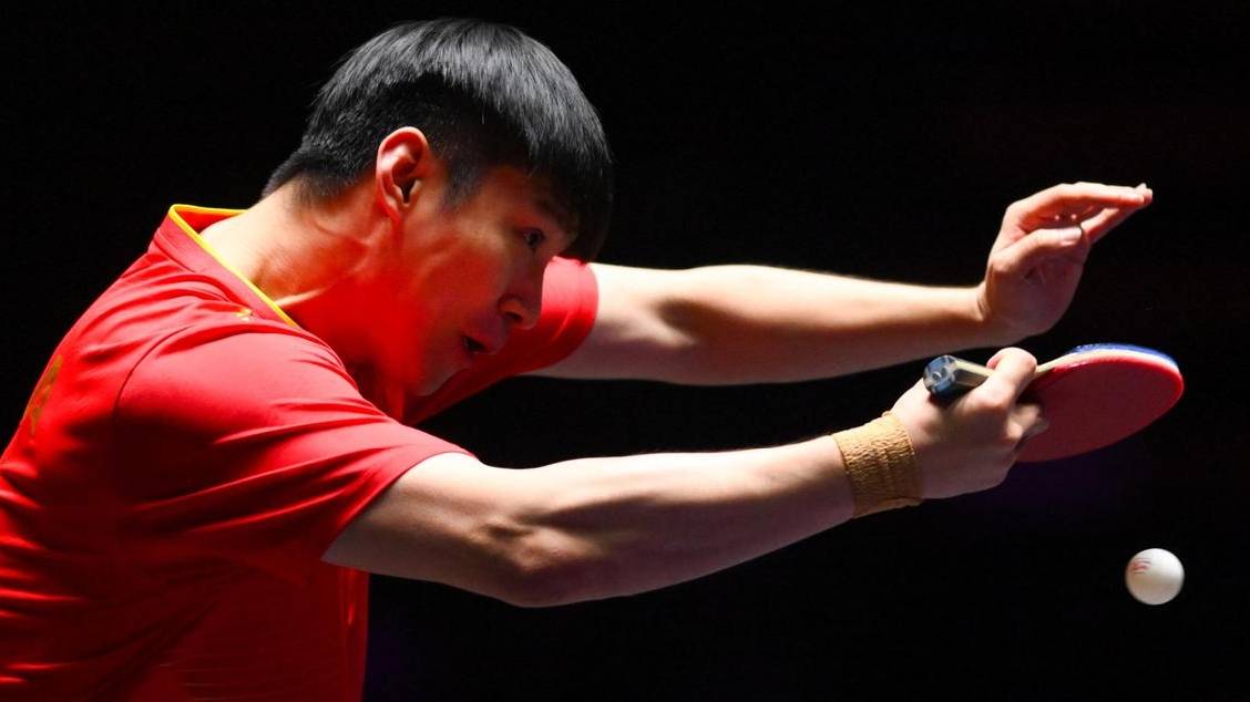 包含中国乒乓球队横扫日本乒乓球队，奥恰洛夫打破历史纪录的词条