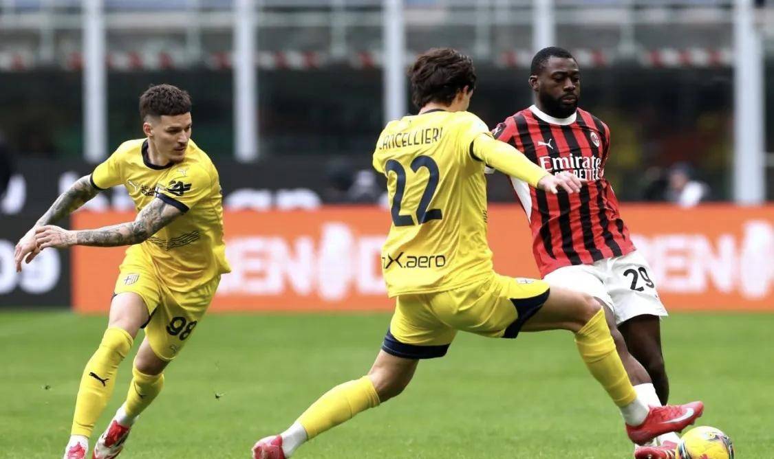 热那亚主场战平AC米兰，上演惊险逆转的简单介绍