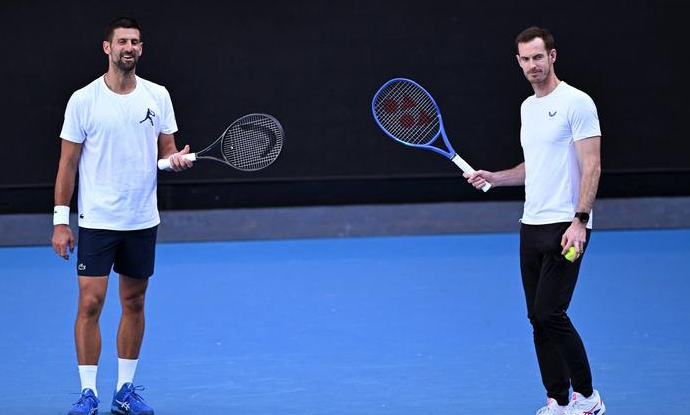 包含法网完胜温网，穆雷惊艳四座的词条