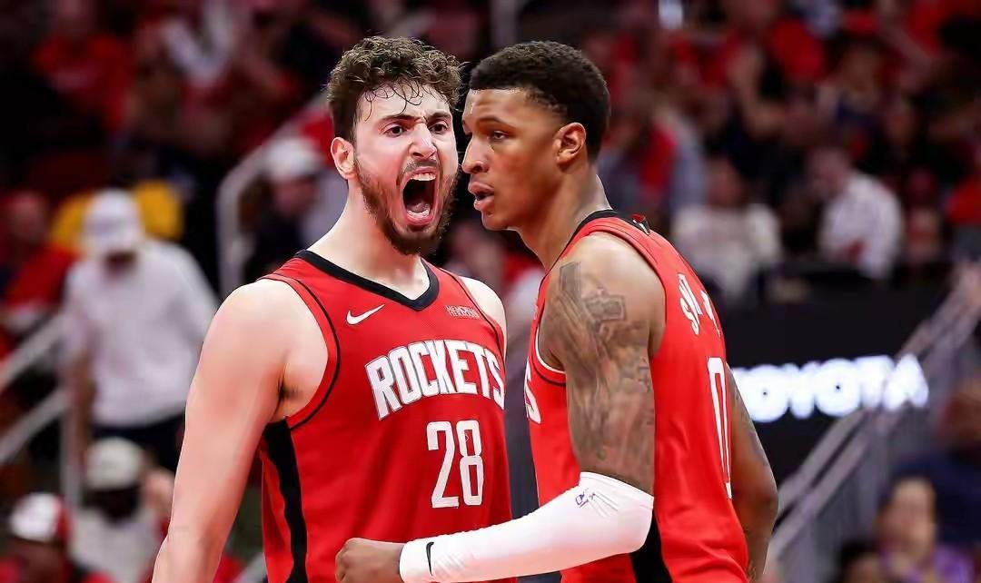 火箭新秀大放异彩，成为焦点人物