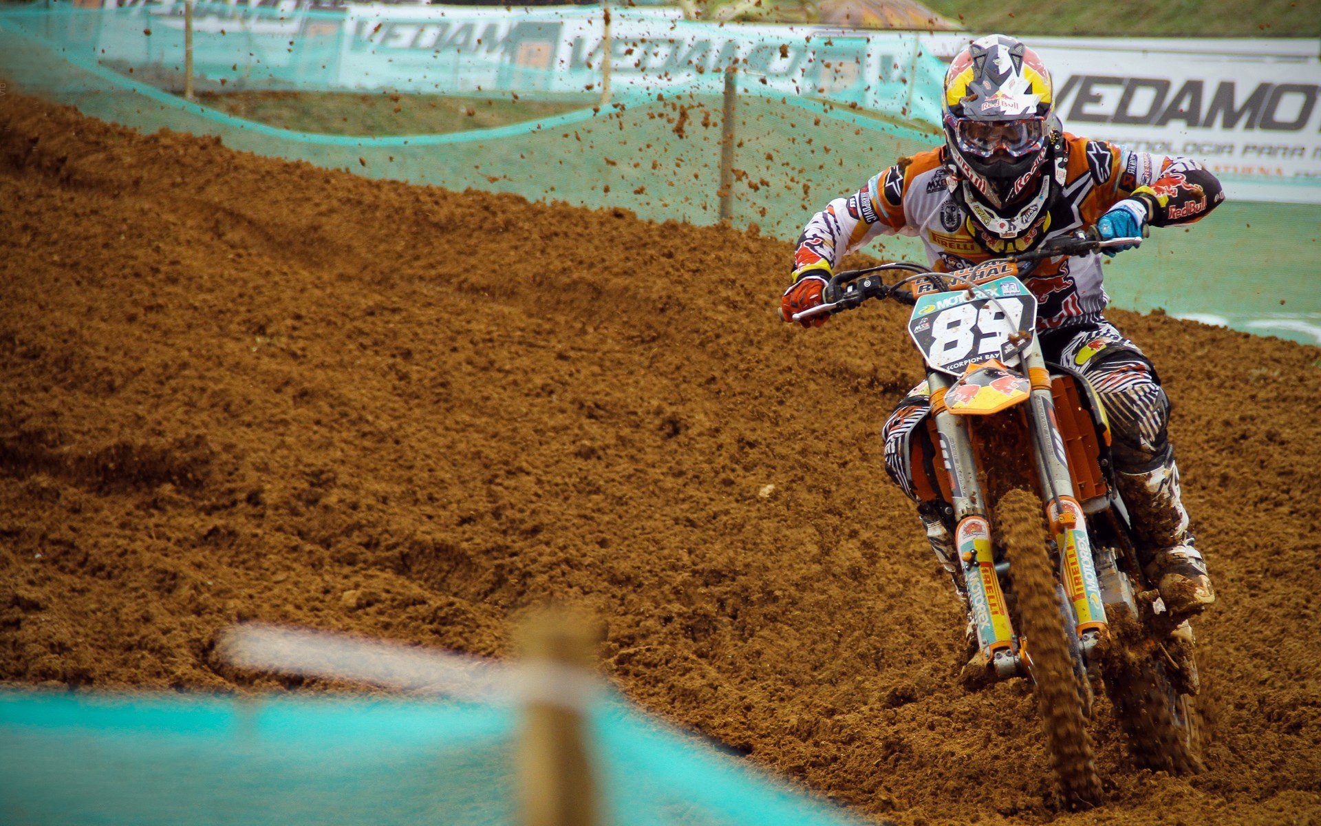 北欧风暴席卷北美，莱奥关键一击，挪威踏平加拿大背后的足球哲学